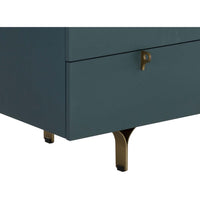 Celine Dresser, Teal