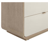 Kayden Dresser, Cream