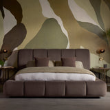 Olena Bed, Meg Ash