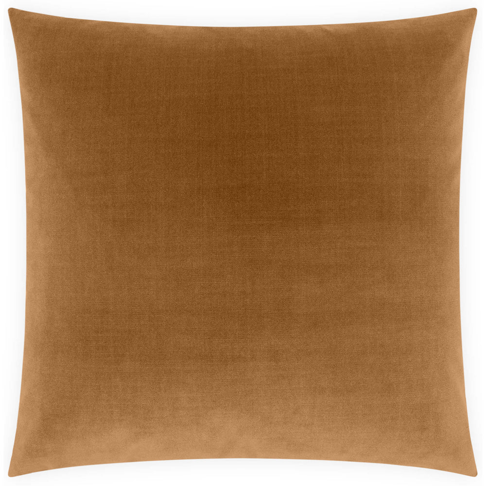 Deveraux Pillow, Cognac