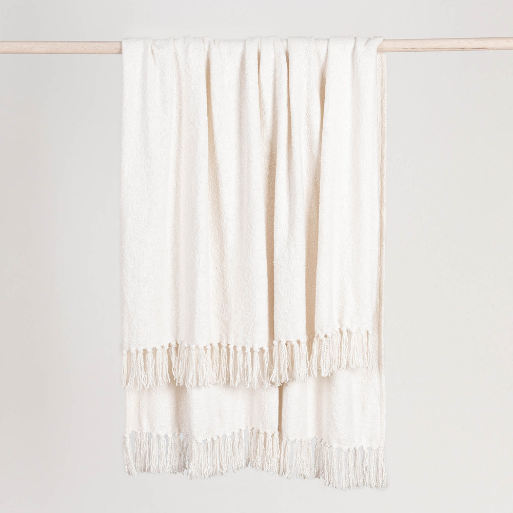 Aria Throw, Ivory
