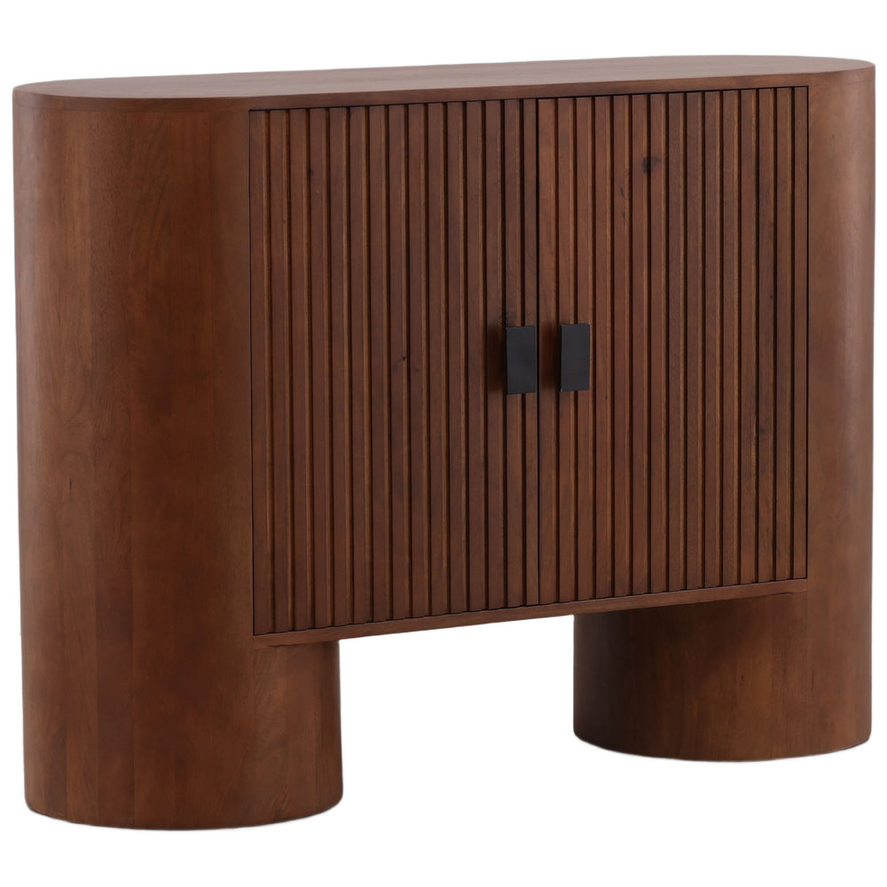 Stephenson Cabinet, Brown