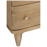 Daniel Chest, Natural