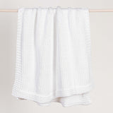 Dyne Throw, White