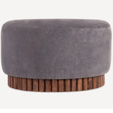 Liz Ottoman, Taupe