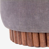 Liz Ottoman, Taupe