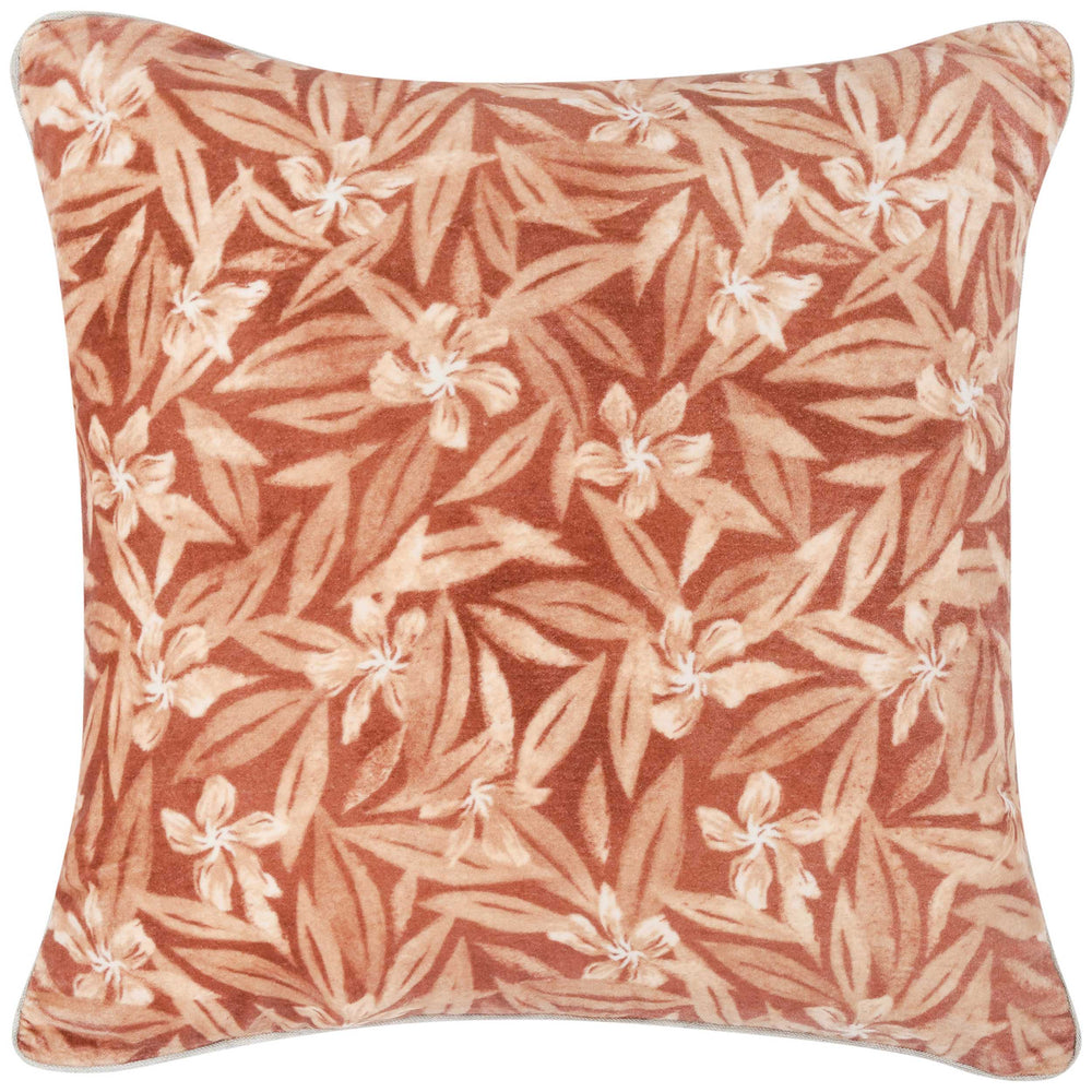 Lamia Pillow, Clay