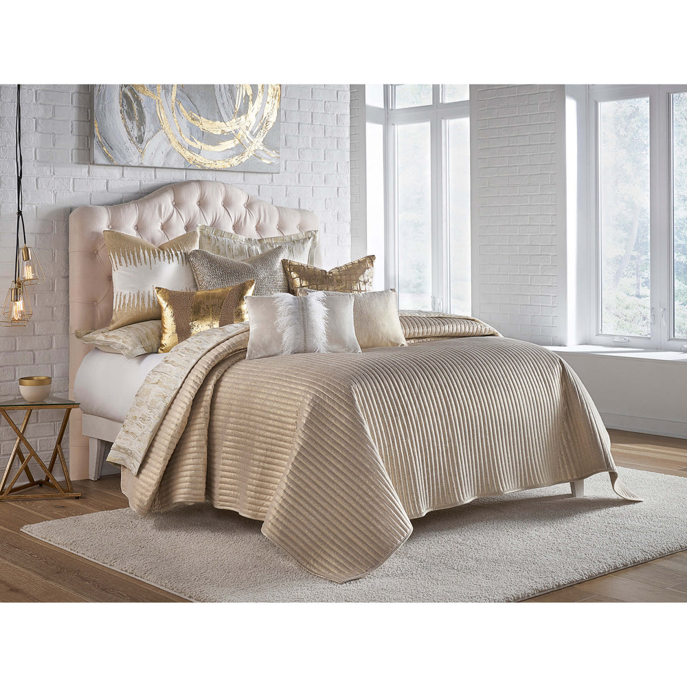 Maya Quilt Set by Cloud9 Design