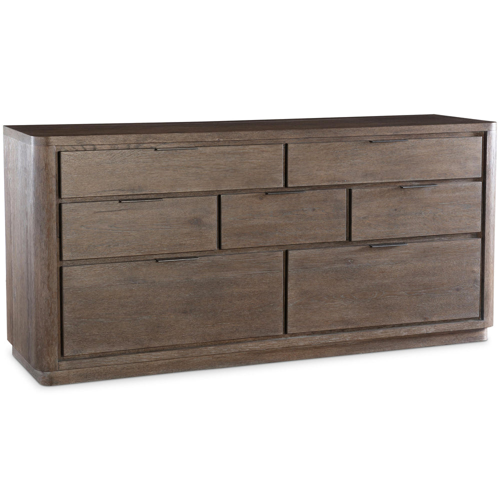 Outline Dresser, Cassel