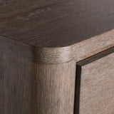 Outline Dresser, Cassel