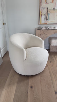 Fiora Swivel Chair, Wooly Sand
