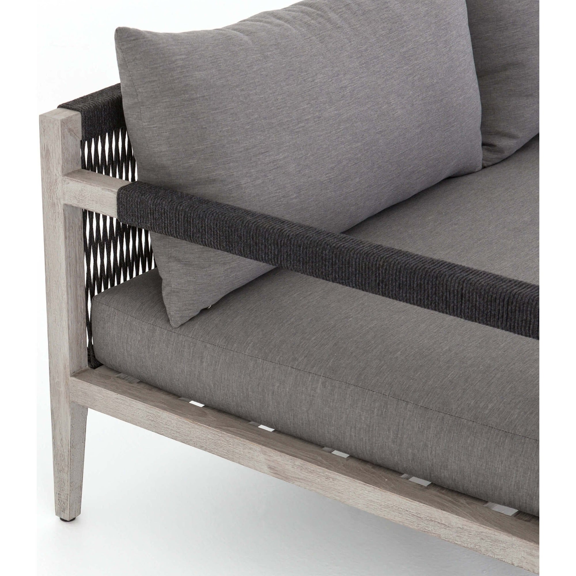 Sherwood shop outdoor sofa